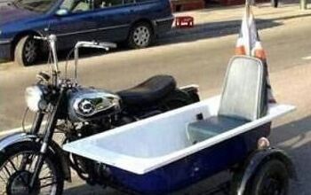 Man Builds Sidecar From Bathtub