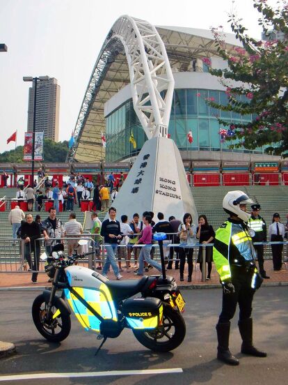 Раздел 1: Внешний вид мотоцикла Brammo Enertia Hong Kong Police 2012