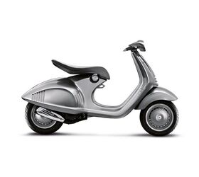 Vespa 946 (Black)