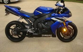 Canadian Speeder's Yamaha R1 Seen in Now-Famous YouTube Video Sold in Auction