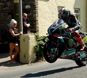 Hicky blasting through Rhencullen on his way to the Superstock victory and a new TT  lap record. Photo by IOMTT.