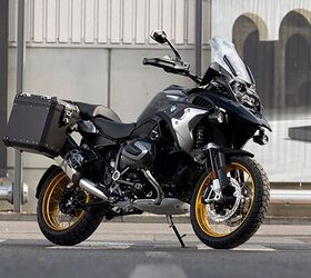 bmw produces 1 millionth boxer gs and officially confirms r 1300 gs