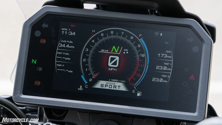 2024 yamaha tracer 9 gt gallery, One of Three Speedometer Styles