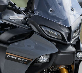 2024 yamaha tracer 9 gt gallery, All LED Lighting