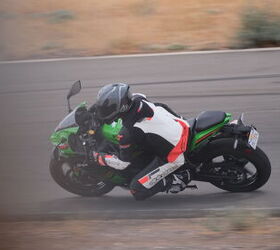 2023 Kawasaki ZX-4RR Vs Yamaha R7 – On Track | Motorcycle.com