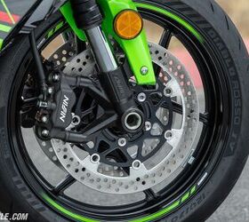 If you didn’t like the petal-type brake discs from past models – and many people didn’t – Kawasaki’s gone back to round ones. Diameter stays the same at 310mm.