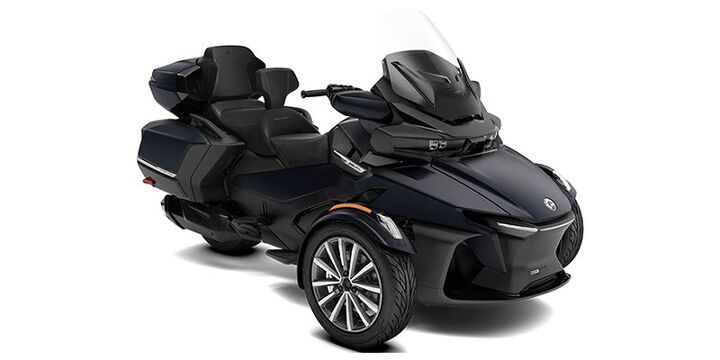 2022 Can Am Spyder RT Sea To Sky