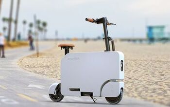 Honda Motocompacto Brings Back the Foldable Suitcase Scooter Concept