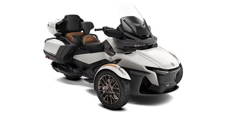 2024 Can Am Spyder RT Sea To Sky