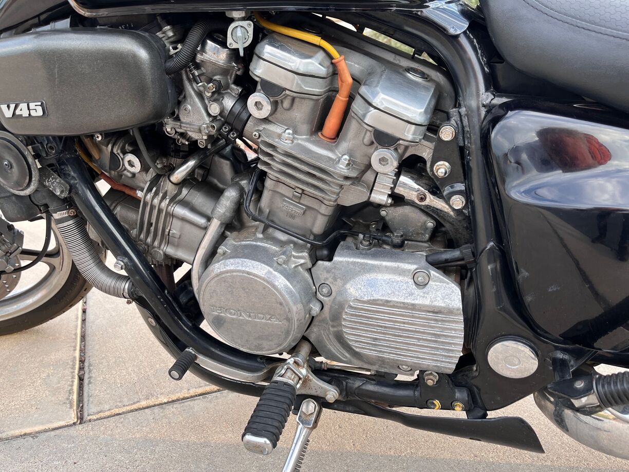 Kettingset DID staal 530VX3 / 102 eindeloos voor Honda CM T 400 cc bj Kettingset DID staal 530VX3 / 102 eindeloos voor Honda CM T 400 cc bj