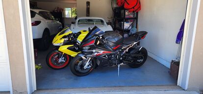 Clean S1000RR No Drops, Great Aftermarket Additions