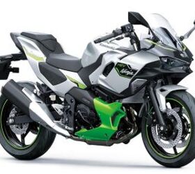 https://cdn-fastly.motorcycle.com/media/2023/10/06/11814706/2024-kawasaki-ninja-7-hybrid-first-look.jpg?size=720x845&nocrop=1
