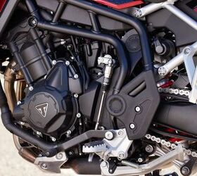 Even though you can’t see the upgrades to the engine from the outside, the result should be easily felt when you twist the throttle. Note also the Triumph Shift Assist autoblipper.