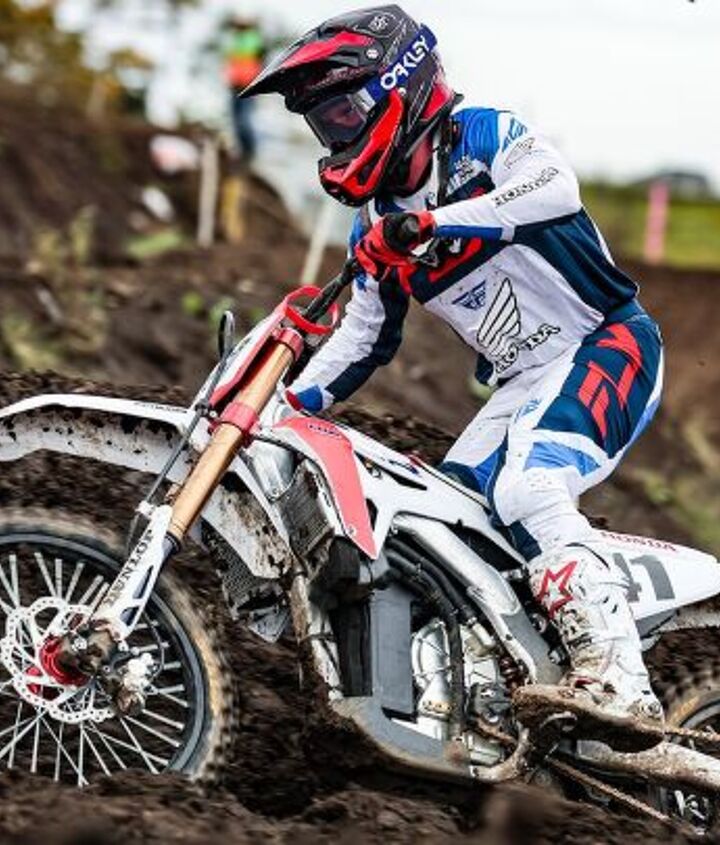 Honda CR Electric Makes Racing Debut