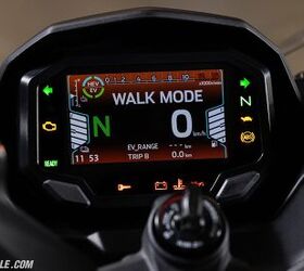 There's no guessing what mode the bike is in now. Holding the Walk button on the left bar at a stop gets you here, and then you're ready to twist the throttle forward or backward, depending on which way you want to go.