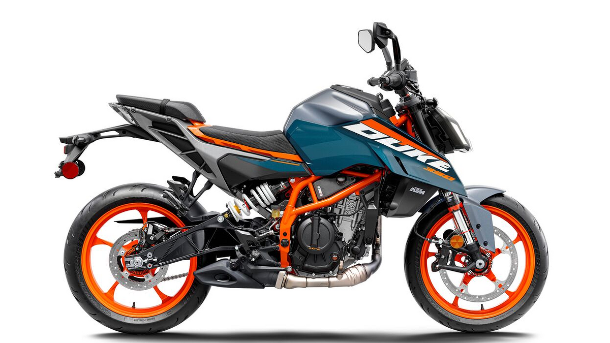 2024 KTM 390 Duke and 250 Duke Announced for North America