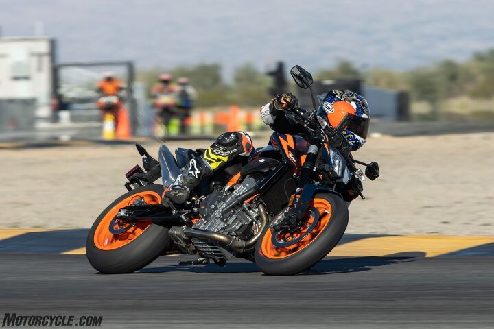 2023 ktm 890 duke r 5 things you need to know