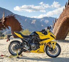 If you’re thinking the GSX-8R is just the 8S with fairings and lower bars… well, you’re not entirely wrong. In this case, however, that’s far from a bad thing. This color is called Pearl Ignite Yellow.