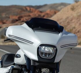 The Street Glide’s iconic batwing fairing is still instantly recognisable, but updated for the 21st century with full LED lighting, including the strips at either side that do double duty as running lights and turn indicators.