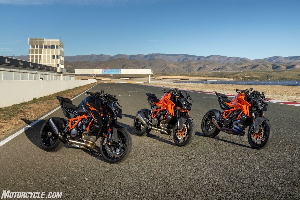 2024 KTM 1390 Super Duke R EVO Review – First Ride | Motorcycle.com