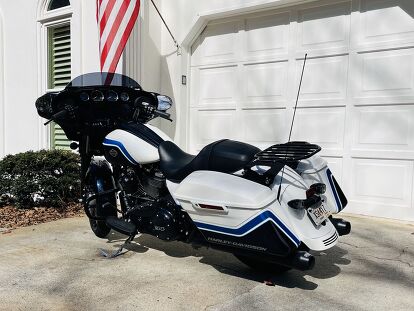 Limited Edition Street Glide Special Artic Blast