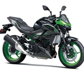 Coming in with twice the cylinders, a slightly bigger engine size, and a couple dollars less, the Kawasaki Z500 could have the 390 Duke’s number.