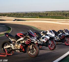 Aprilia’s RS457 clearly carries the same styling DNA of the rest of the RS line. Here it’s shown in its three available colors: Racing Stripes (in foreground), Opalescent Light (middle), and Prismatic Dark.