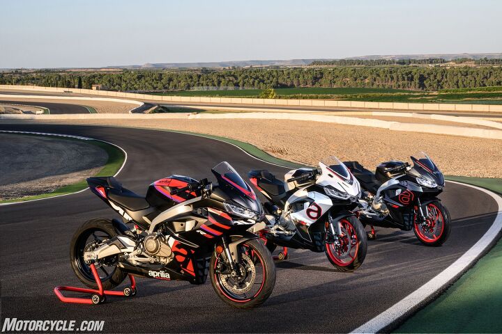Aprilia’s RS457 clearly carries the same styling DNA of the rest of the RS line. Here it’s shown in its three available colors: Racing Stripes (in foreground), Opalescent Light (middle), and Prismatic Dark.