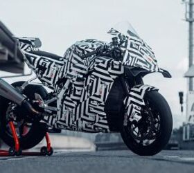 2025 KTM 990 RC R – First Look