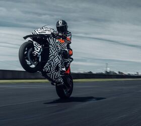 2025 ktm 990 rc r first look