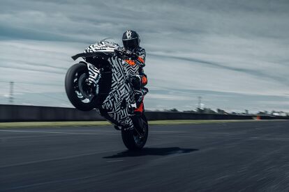 2025 KTM 990 RC R – First Look | Motorcycle.com