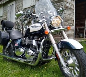 gorgeous low mile 2011 triumph america loaded