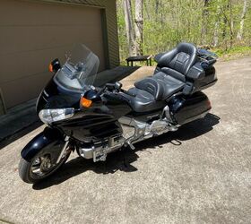 excellent condition 2008 goldwing for sale