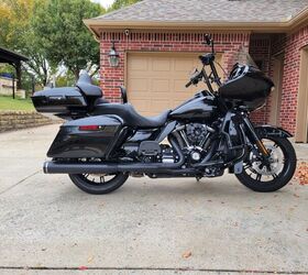 2020 harley road glide limited low miles mint condition priced to