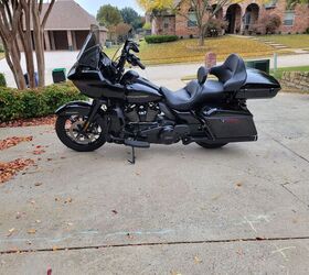 2020 harley road glide limited low miles mint condition priced to