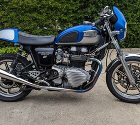 triumph thruxton 900