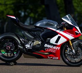 2025 ducati panigale v2 superquadro final edition gallery