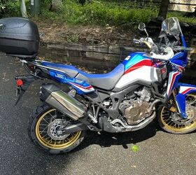 2019 Africa Twin, mint condition, 1800 mi