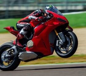2025 Ducati Panigale V4 S Gallery
