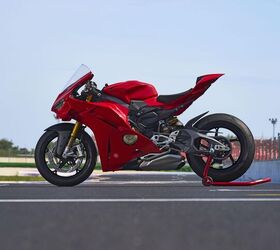 2025 ducati panigale v4 s gallery