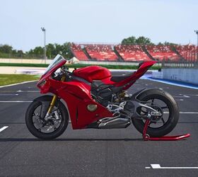 2025 ducati panigale v4 s gallery