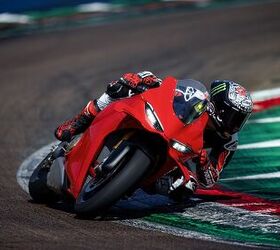 2025 ducati panigale v4 s gallery