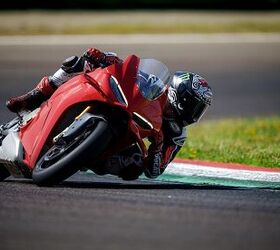 2025 ducati panigale v4 s gallery