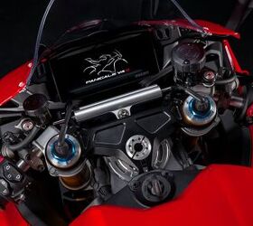 2025 ducati panigale v4 s gallery