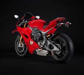 2025 ducati panigale v4 s gallery