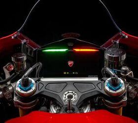 2025 ducati panigale v4 s gallery