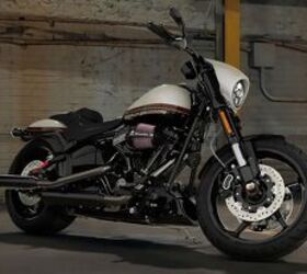 2017 Harley-Davidson Softail® CVO Pro Street Breakout