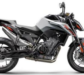 2024 KTM Duke 790