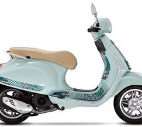 2024 Vespa Primavera 150 Batik