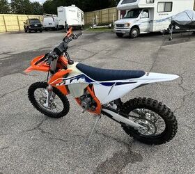 2022 KTM 250 XC-F Dirt Bike Hardly Ridden!